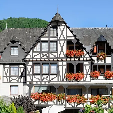 Guest house Winneburger Hof 3*